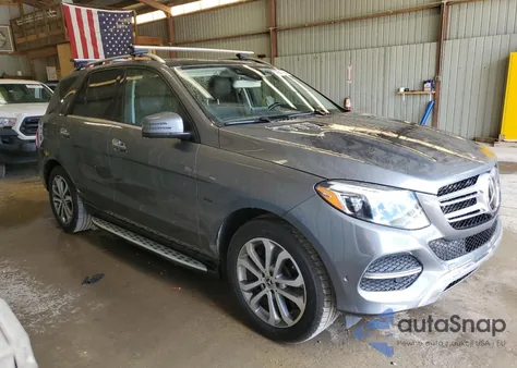 2018 Mercedes-Benz Gle 550E 4Matic z USA, uszkodzony, nr VIN 4JGDA6DB9JB099089